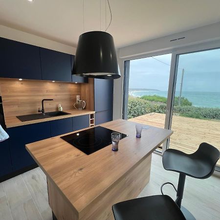 Le Bruit Des Vagues Villa Les Pieux Exteriör bild