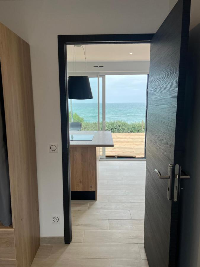 Le Bruit Des Vagues Villa Les Pieux Exteriör bild